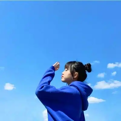 治愈系蓝色风格女生头像图片96张