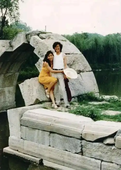 海子和他的男人们