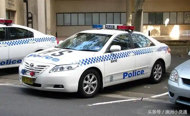 澳大利亚警车集锦大排量豪车的饕餮盛宴