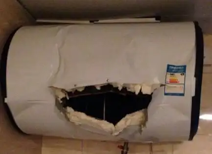 热水器突发爆炸炸倒工厂的一面墙这里4条忠告你可别忽视