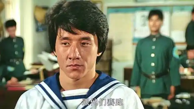 a计划:成龙的停车方式真潇洒,不愧是龙哥呀!