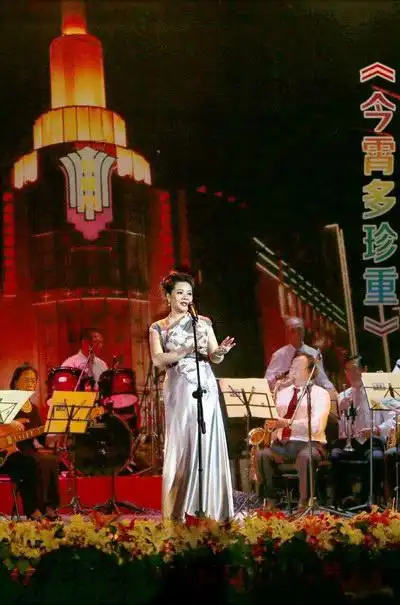 青年歌唱家蔡小艳"上海老歌"音乐会成功落幕