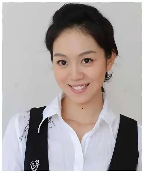 宋丹丹的干女儿恋上妈宝男却遭遇棒打鸳鸯演技飙升