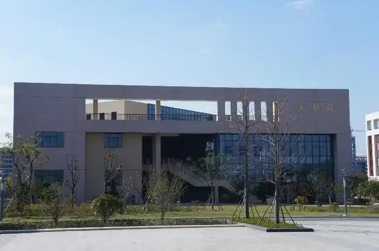 p>江苏省通州高级中学(tongzhou senior high school of jiangsu
