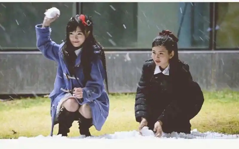 【四鞠】【鞠婧祎x林思意】小四爆料小鞠不能吃辣,吃辣条都哭.