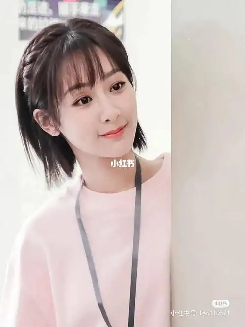 杨紫佟年太漂亮了