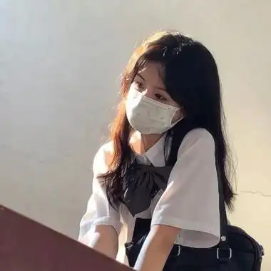 14岁网恋假照片