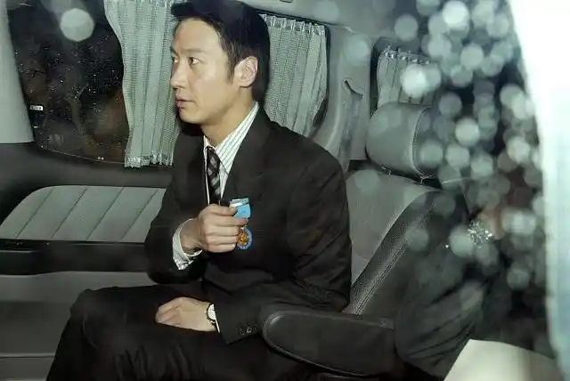 如何评价《无间道3》中黎明扮演的杨锦荣警司?