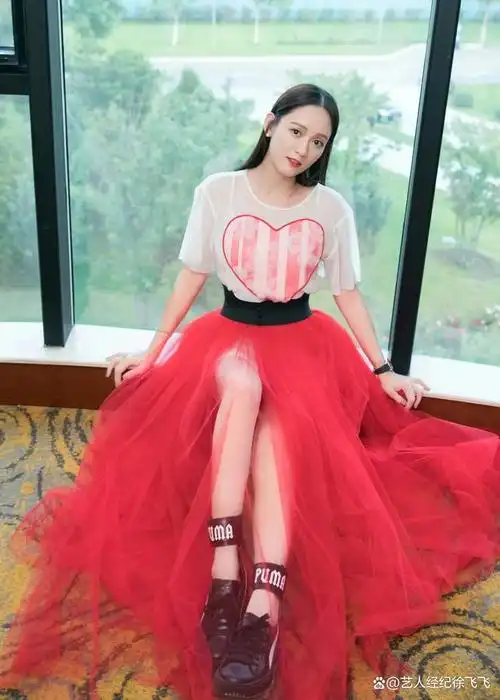 (陈乔恩经纪人,明星签约代言)