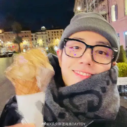 肖战超话秘密花园小合集  #肖战#xz#肖战顺顺利利#  @x玖少年团肖战