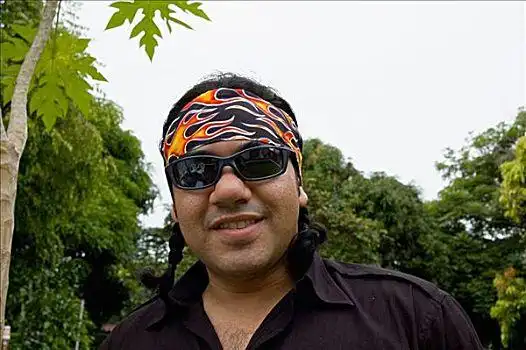 中年,男人,戴着,墨镜