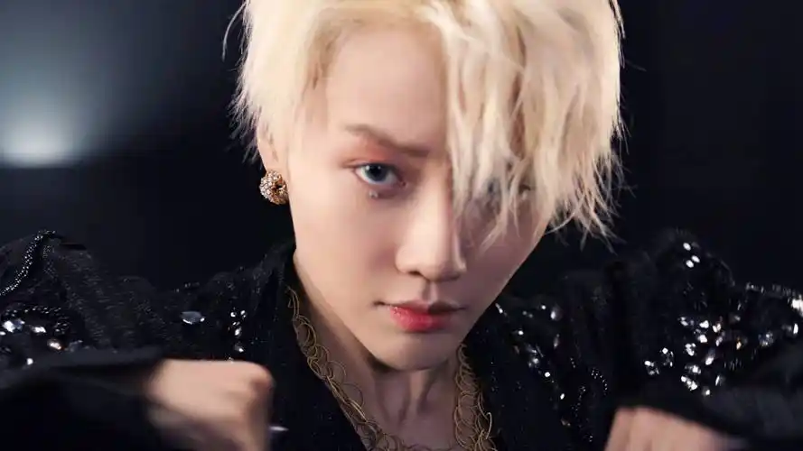 刘雨昕boa新歌mv预告##刘雨昕boa黑白空间合跳