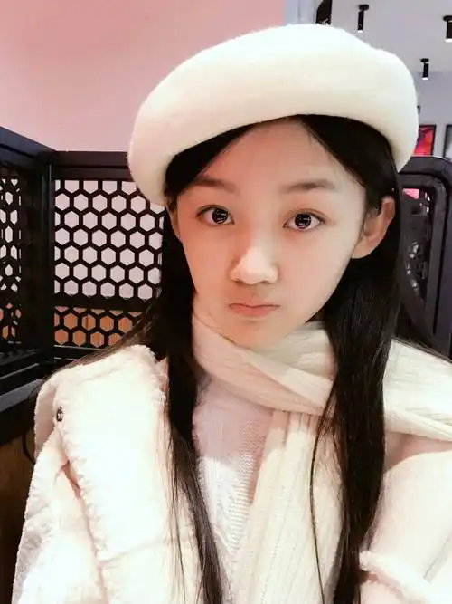 曲芷含到底有多美?_减肥_室友_时候