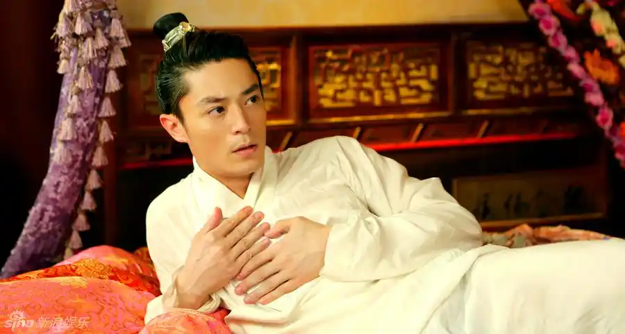 组图:《金玉良缘》曝片花 霍建华唐嫣缠绵热吻_高清图集_新浪网