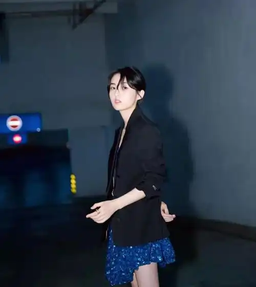 张子枫真实身高(张子枫真实身高是多高2021年)-第2张图片-昕阳网