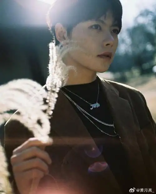 肖宇梁超话#肖宇梁##向全世界安利肖宇梁#  疯狂沉迷你甜美的笑意