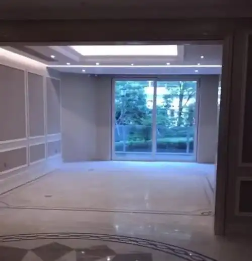 知情人曝李佳琦上海买房,同小区豪宅内景曝光