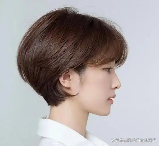 夏天总要剪一次短发,这才是完整的一个夏天.