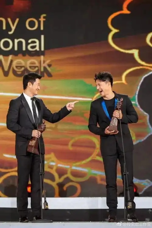 谊周影事金棕榈奖影片小偷家族周五上映狄仁杰之四大天王票房破3亿