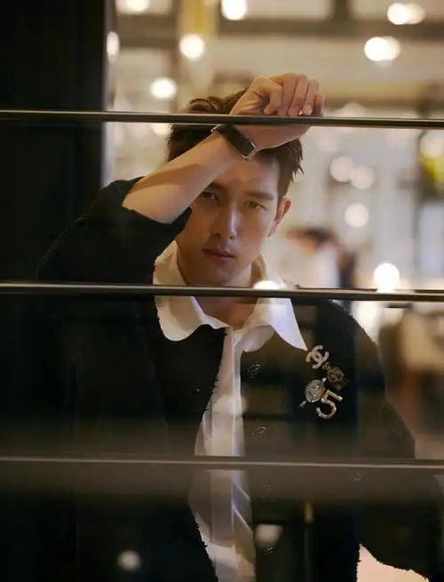 李现时尚芭莎年度派对