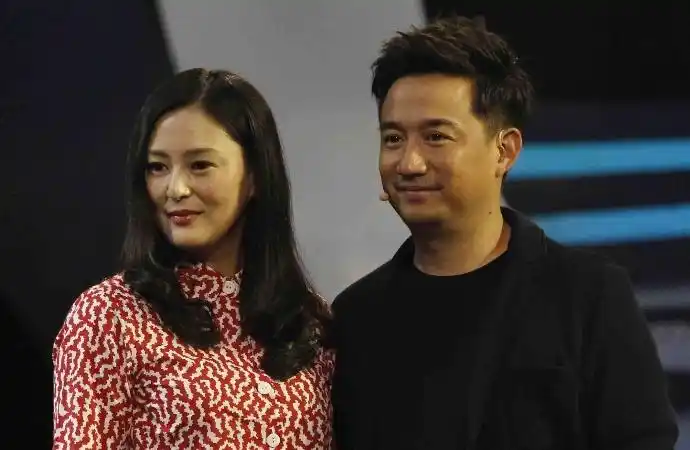 黄澜有几个老公黄菡离开非诚勿扰原因是什么