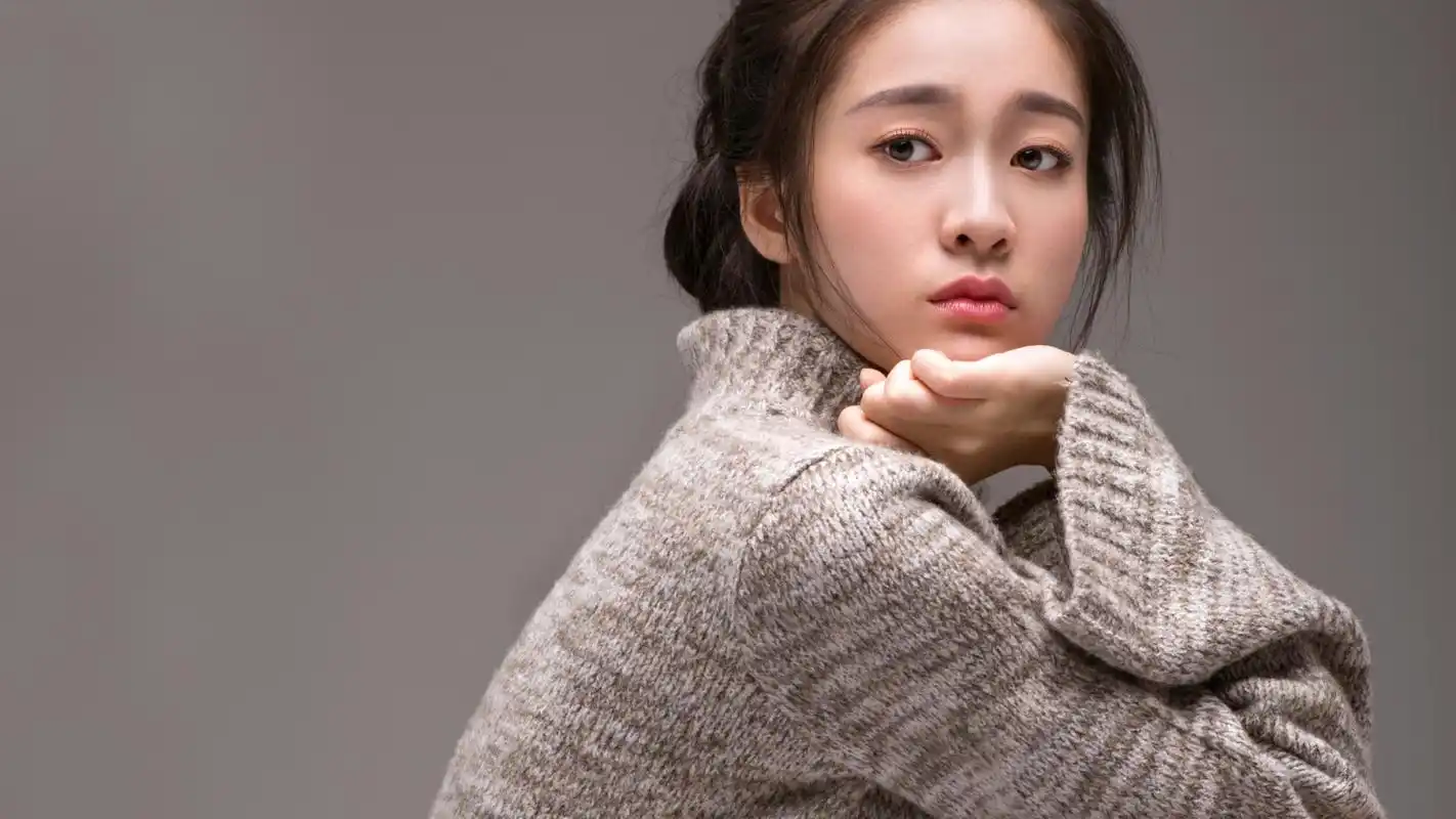 美女明星张雪迎图片电脑壁纸