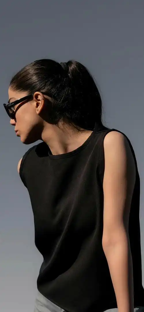 一,美女姐姐欧美女生壁纸‖酷酷的很好看