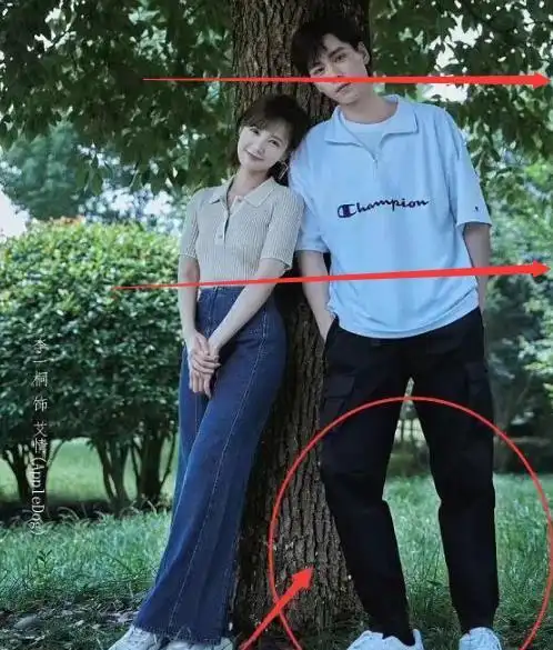 李一桐身高165,同框时腿却比身高188胡一天显长,谁注意站姿?