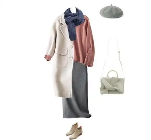 女生冬季怎样搭配一身简洁精致又保暖的衣服?