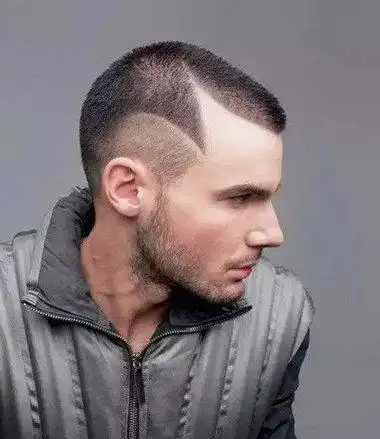 男生板寸刀疤发型图片 男式刀疤发型