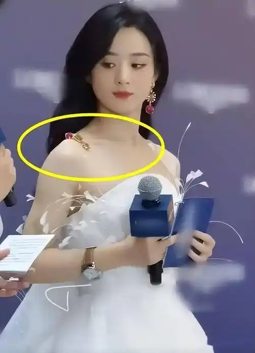 还创造了一个绝美的名场面.不过有赵丽颖这种好看的.