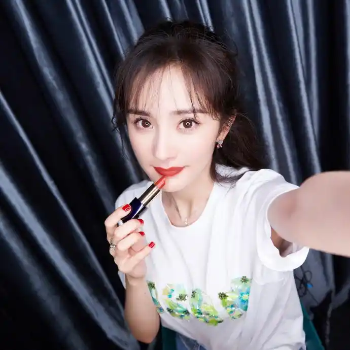 杨幂图片 杨幂性感自拍照图片