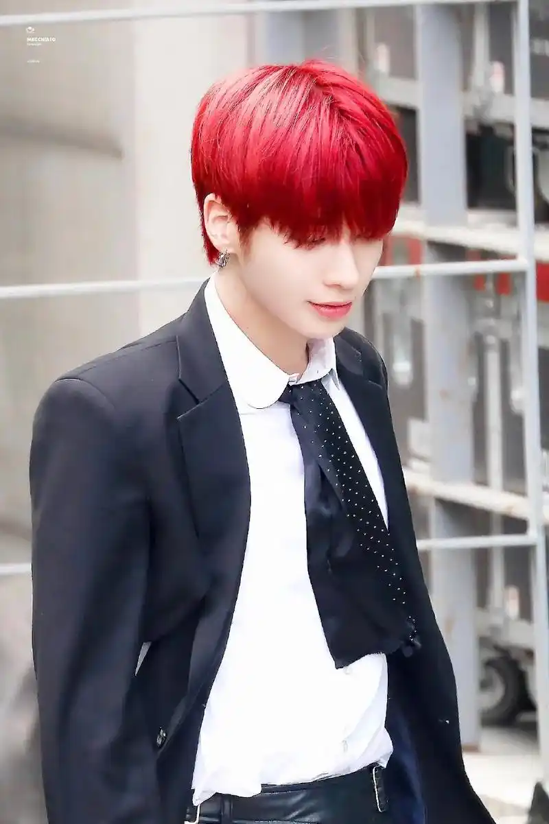 伟大的红发 #txt #姜太显 #这谁顶得住啊 #颜值 #1 - 抖音