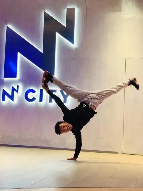 大风车幼儿园街舞兴趣班招生啦 - 美篇