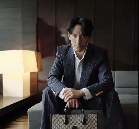 歌手张震个人资料简介