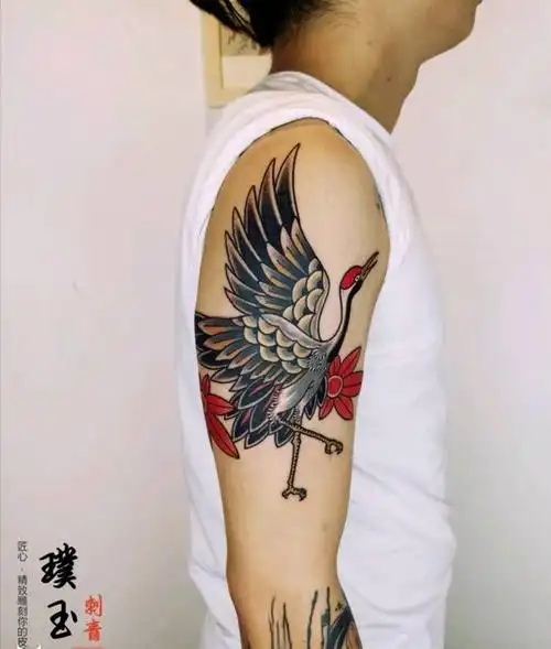 日式-鹤纹身图片_手臂老传统鹤纹身图案