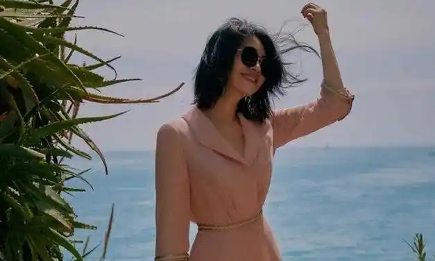 善恶终有报55岁风韵犹存撩汉无数的许晴走上了另一条