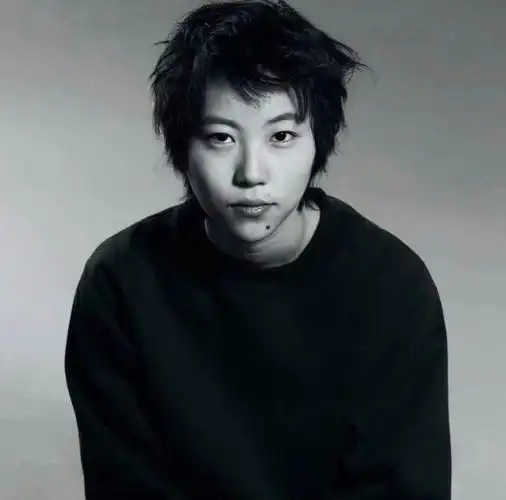 回顾窦靖童身为王菲和窦唯的女儿叛逆是我的倔强