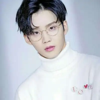 最近捕获的大厂男孩头像