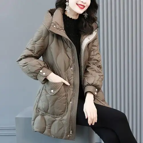 2021冬季新款大码女装小个子时尚高端设计感加厚保暖连帽棉服外套