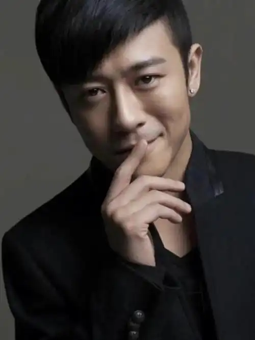 回顾:亲妈和干妈全是导演,都没能捧红林雨申却在娶妻改名后爆火