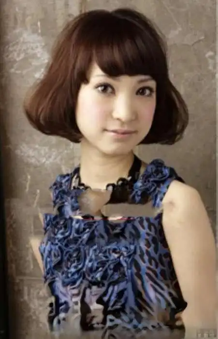 国字脸女生适合的潮流发型如何扎