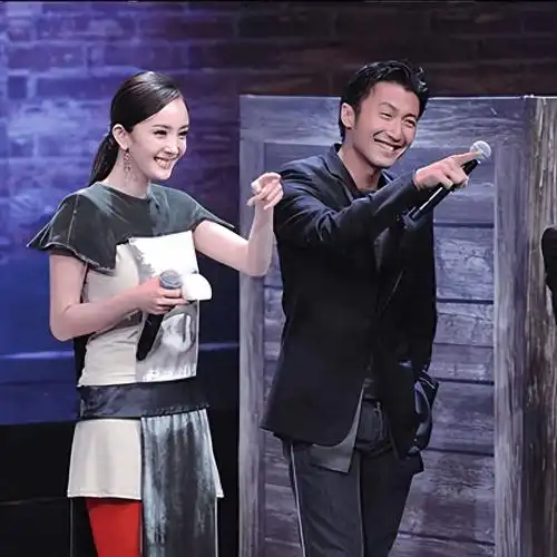 谢霆锋和杨幂传出恋情传闻,粉丝们纷纷猜测真相!_王菲_关系_明星