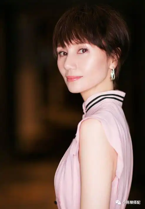 难怪女星都爱短发,这5位剪短发后颜值飙升:袁泉优雅,陈数知性,最后一