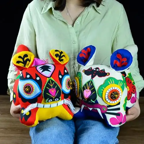 民间民间工艺工艺品传统手工布老虎公仔吉祥物摆件长辈布老虎