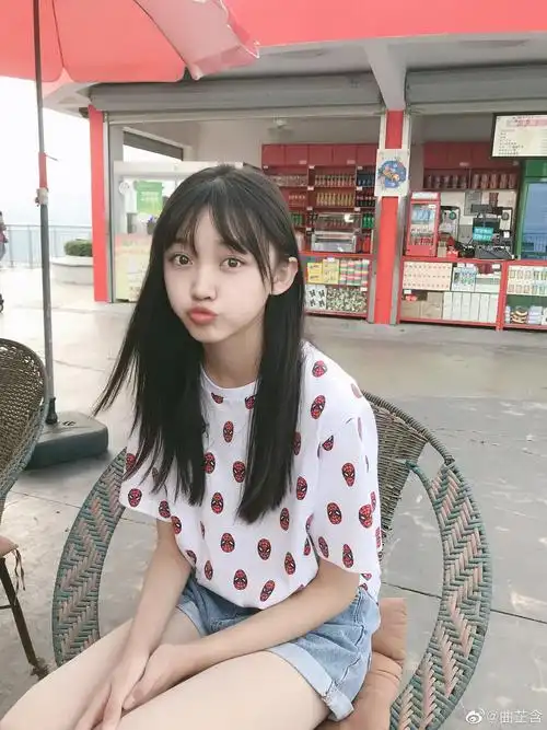 05后青春美少女曲芷含