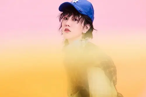 陈泇文最新写真曝光 风格百变展现多样魅力