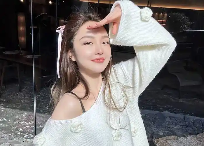 原创周扬青评论区沦陷参加浪姐惹争议唱跳演啥都不会太尴尬