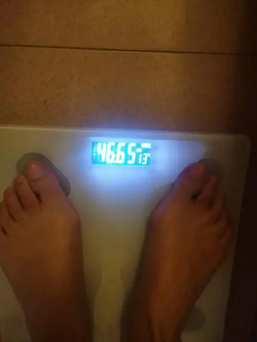 165厘米,46公斤,说我微胖,那我还减多少才能算瘦再减三公斤可以了吧