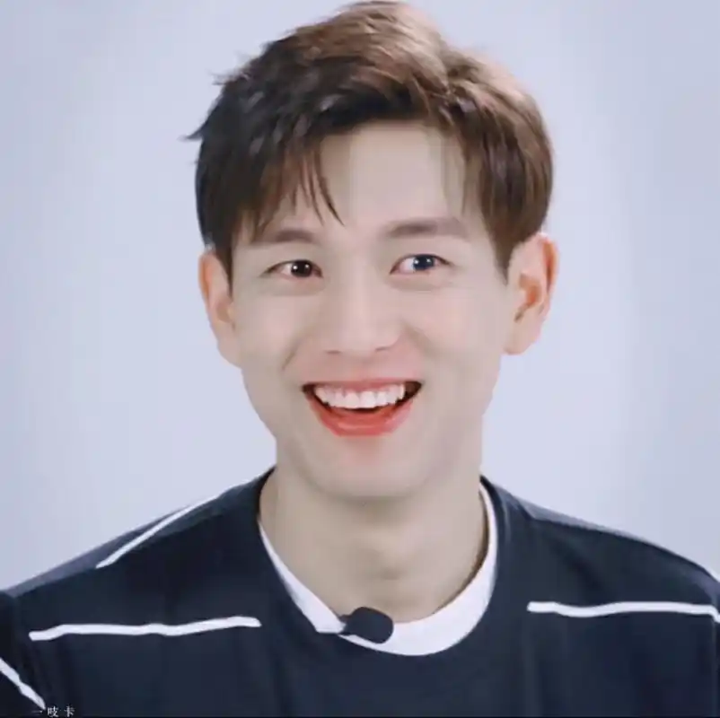 李现可爱系表情包合集让人心花怒放的高萌现